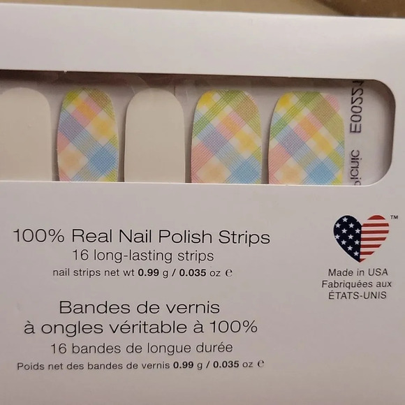 𝅺Color Street Picnic Plaid Nail Polish Strips, New and Sealed - Picture 1 of 4